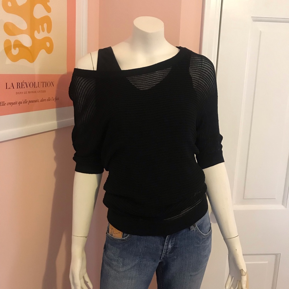 Loose knit top